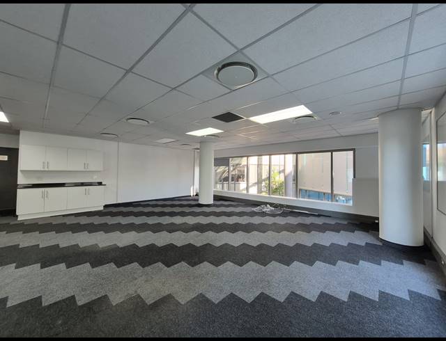 216M² OFFICE TO LET IN ROSEBANK
